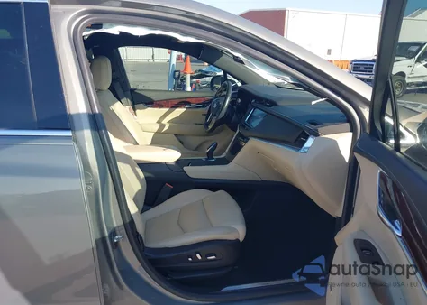 2019 Cadillac Xt5 Luxury z USA, uszkodzony, nr VIN 1GYKNCRSXKZ124348